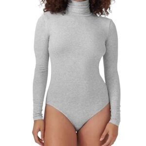 Women's Cropped Top Bodysuit. Size Small. New With Tags $45